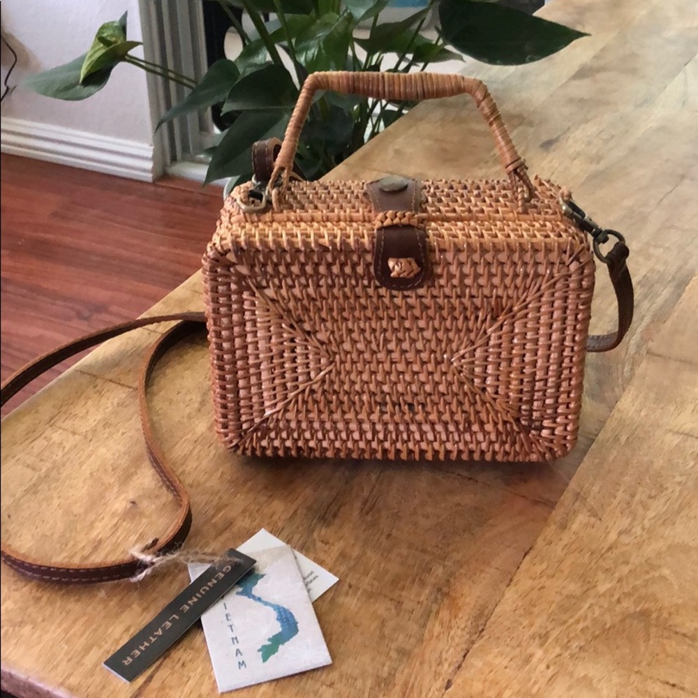 NWT boho rattan woven bali bag